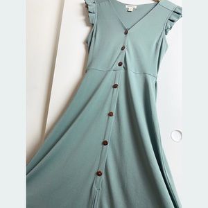 Monteau Sage green dress | button front | A-line | lightweight spring